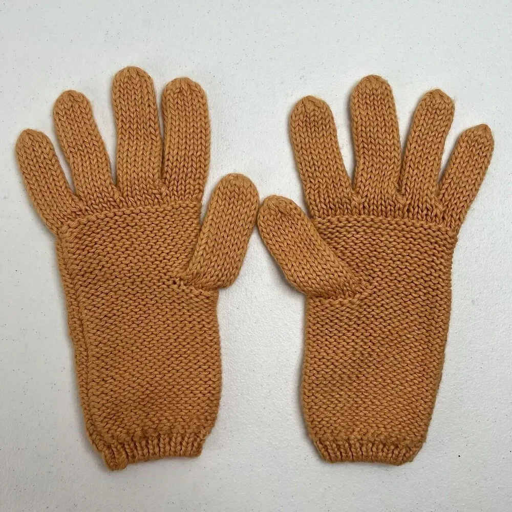 GAP Women's Size‎ M/L Cableknit Gloves Peach Pastel Winter Cold Cozy Knit
